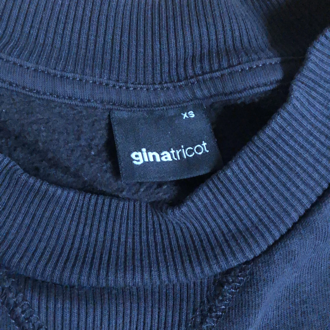 Mörkgrå långärmad tröja - 90