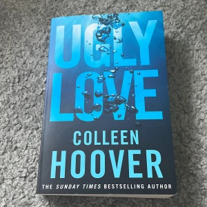Bok - Bok skriven av Colleen Hoover. Endast läst en gång och tyckte den va väldigt bra. Boken är i väldigt fint skick, utan bruten rygg eller repor. Köparen står för frakten☺️