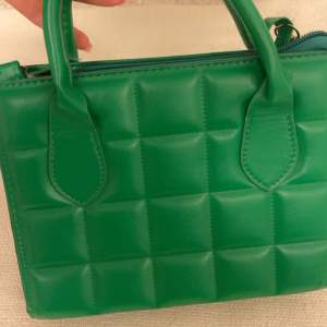 Grön väska från shein
