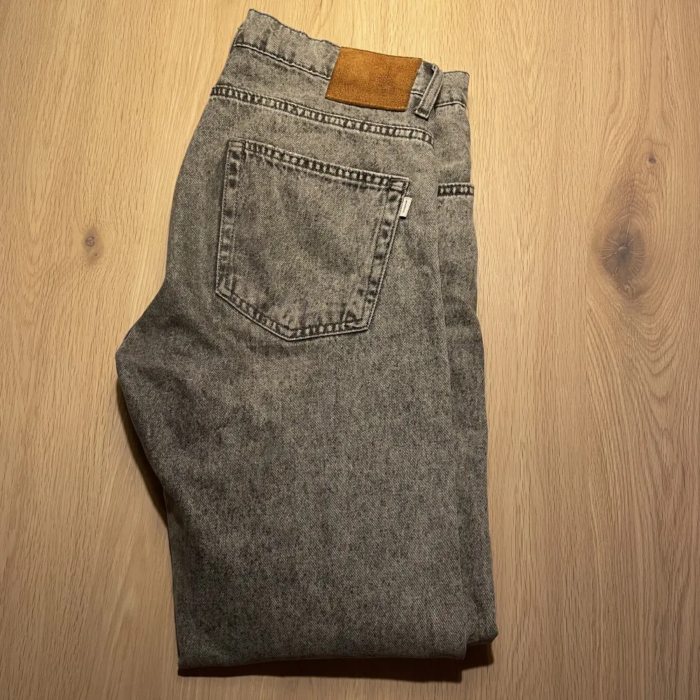 Woodbird ash leroy jeans i fint skick. Nypris: 1000kr . Jeans & Byxor.