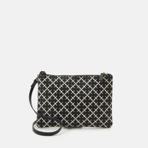 By malene birger ivy purse - axelremsväska, black - Säljer denna otroligt fina väska nu då den inte längre kommer till använding.  Använd ungefär 5/6 gånger men som nyskick fortfarande.  Nypris 1035kr