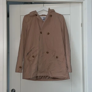  Trenchcoat  - Superfin jacka/kappa säljer då jag ej använder 💗💗 