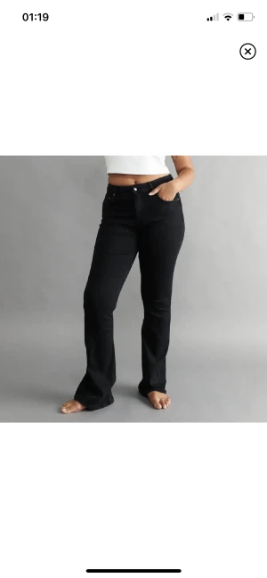 Jeans - Midwaist flare jeans från gina i storlek 36 bra skick använda några gånger