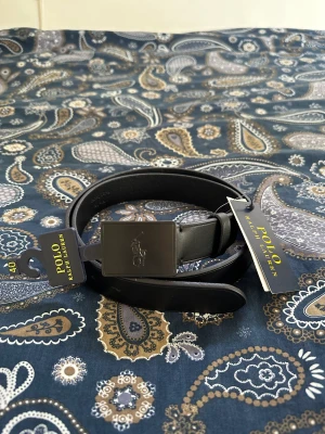 Polo Ralph lauren bälte - Helt nytt polo Ralph lauren bälte. Säljs pga fel storlek. Nypris 1000 köp för 500 kr. Pris kan diskuteras. 