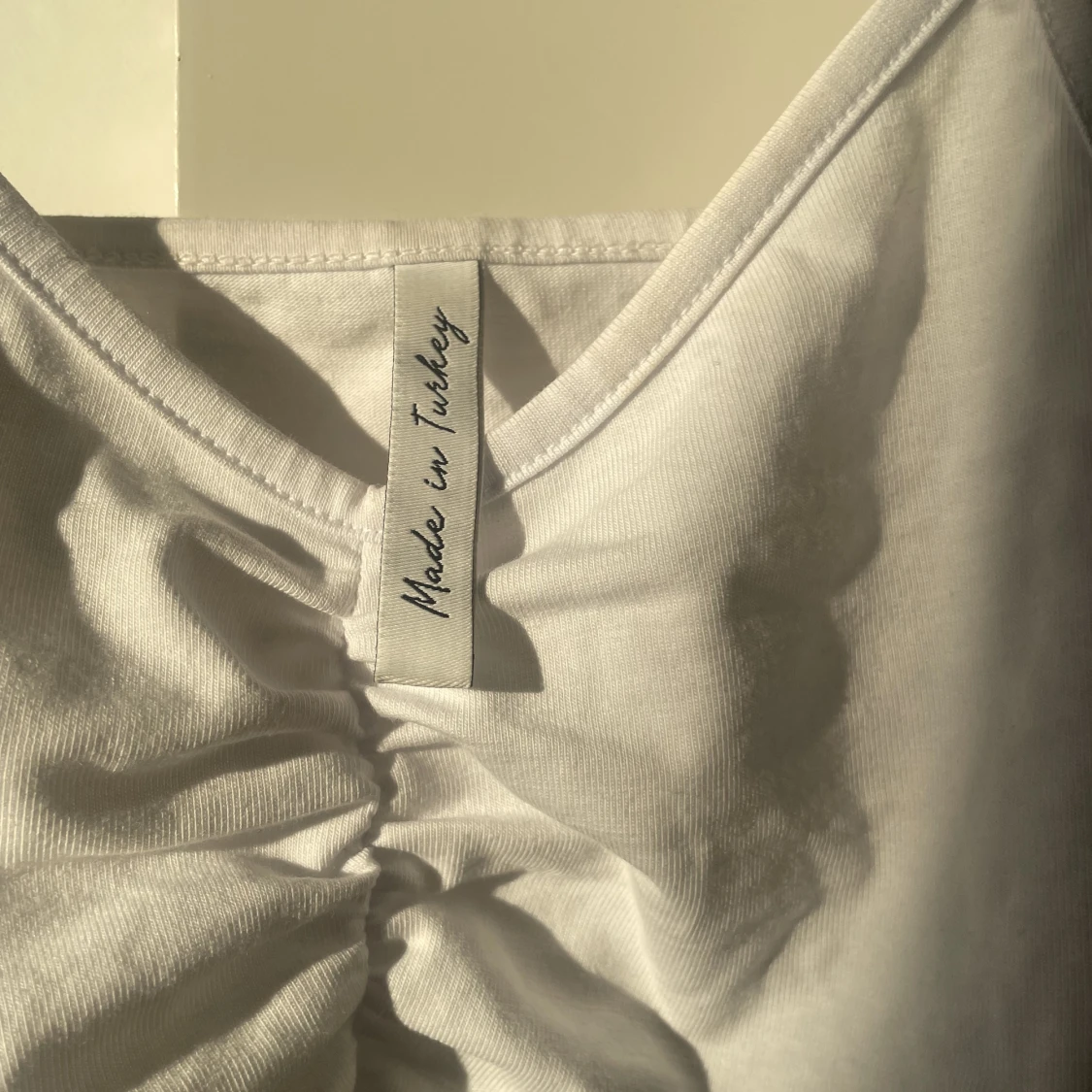 Vitt linne med slits i nederkanten - 91