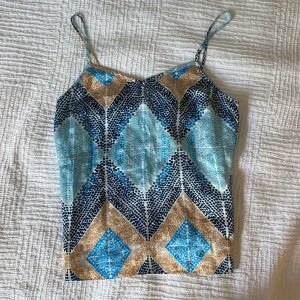 Topp - Unikt linne. Köpt i Italien för 500