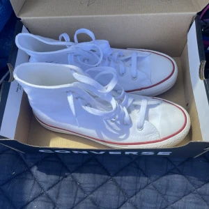 Converse 37 - Helt nya och aldrig använda 