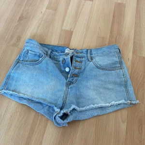 Jeansshorts - High Rise denim 