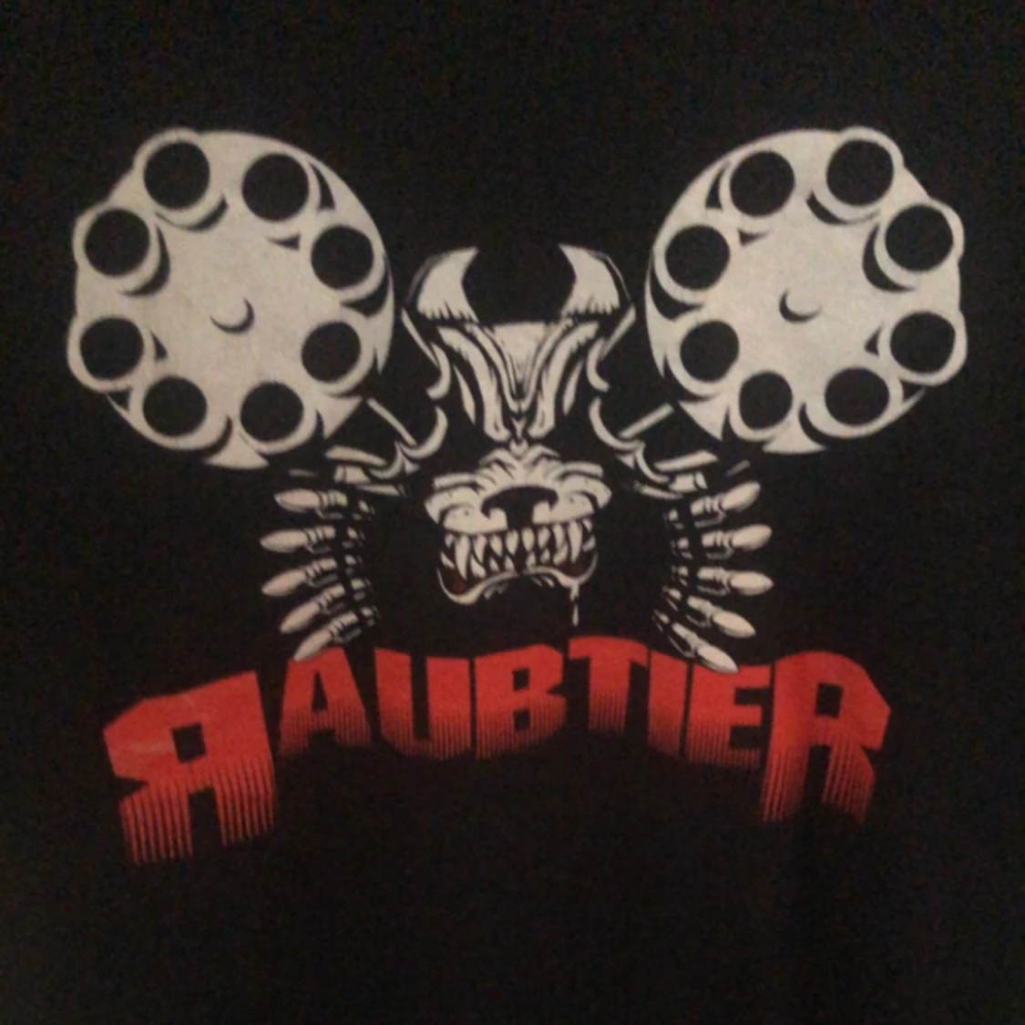 raubtier tisha  - 90