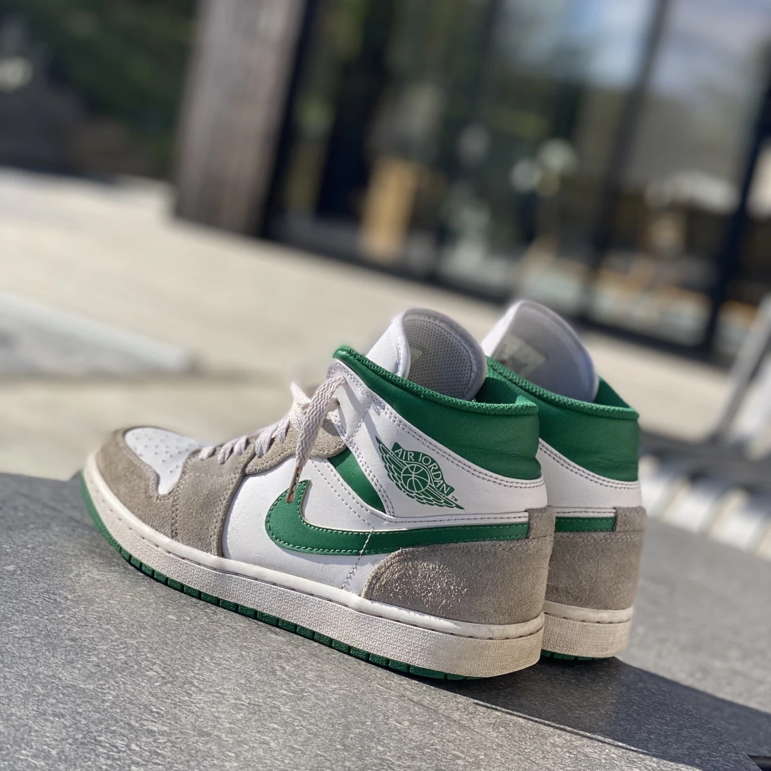 Jordan 1 mid ”Grey Green”