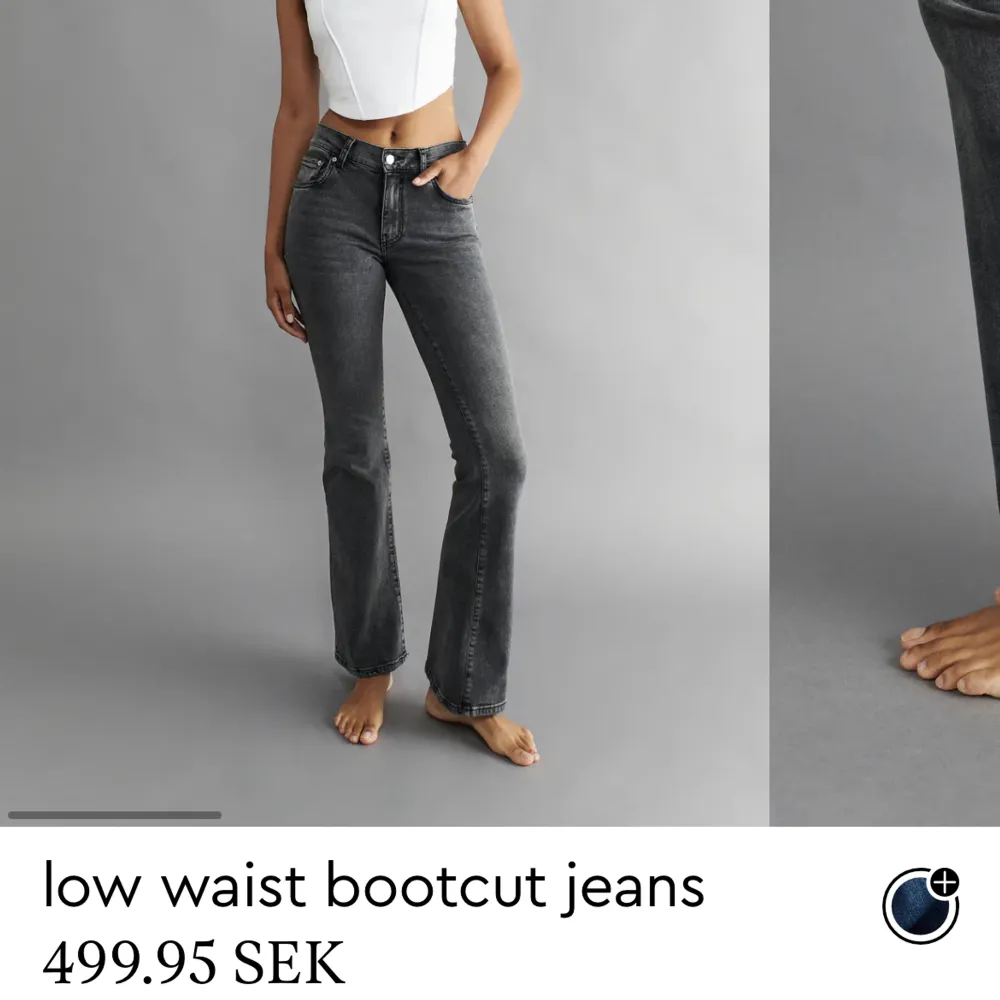 Säljer mina superfina grå low waist bootcut jeans från Gina.  Köptes i november förra året,  använda fåtal gånger så jeansen är i mycket bra skick!🩷 Nypris är 499kr och vid snabb affär kan ja tänka mig sänka priset!!. Jeans & Byxor.