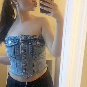 JEANSTOPP - En döds snygg jeanstopp jag tyvärr tröttnat på😩😩 200kr inklusive frakt😍🥰😍🥰