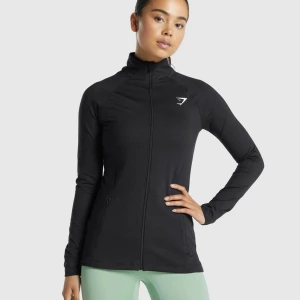 Slutsåld gymshark zip up🦈 - FÖRST TILL KVARN Jätte fin köpt för länge sedan använd 1-2 gånger. Kommer aldrig till användning därav säljs den💓(läggs även upp på andra plattformer än denna, så den kan säljas)Den är XS men skulle säga det är en stor XS så kan passa S och M🥰NYPRIS 499kr