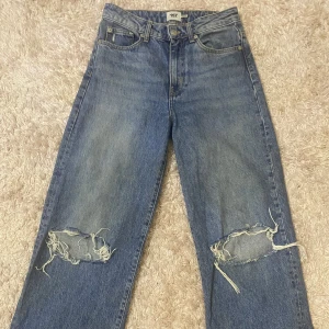 lager 157 jeans  - jätte fina sköna jeans! Inte använt så mycket fint till allt! (Köpte för 250)