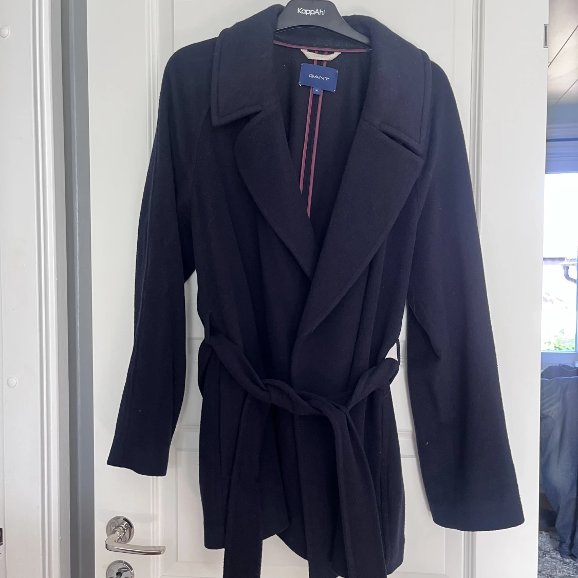 Marinblå kappa från GANT