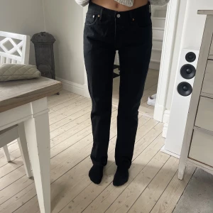 Levis jeans - Svarta Levis jeans 501