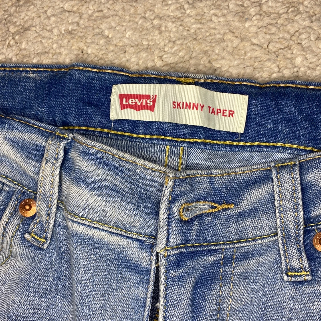Levis jeans! - 90