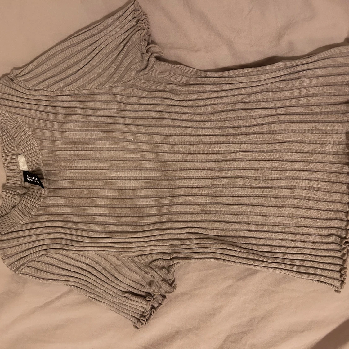 Söt beige topp - 90