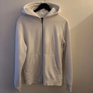 Jack & Jones kofta - Snygg och väldigt bekväm kofta från Jack & Jones🙌🏻