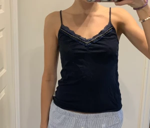 Vintage Ralph lauren topp - Säljer denna coola vintage Polo Jeans ralph lauren topp.😍🐎