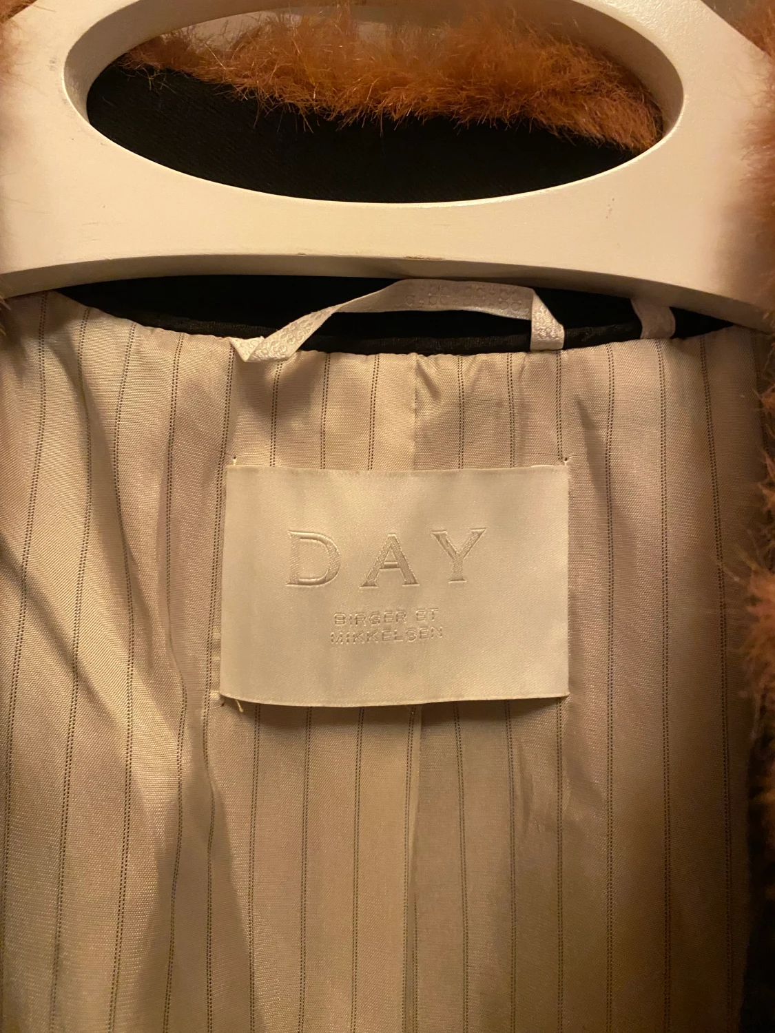 Fuskpäls från DAY  - 90