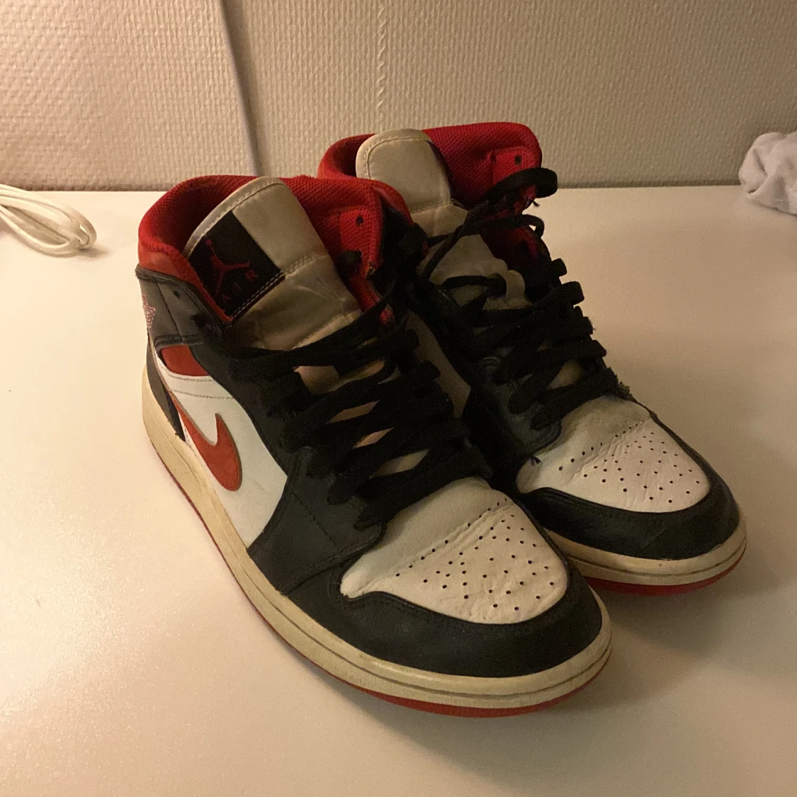 Jordan 1 mid gym red - 91