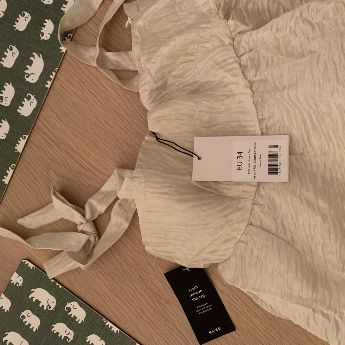 Lojsan Wallin Volangklänning  - 91