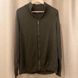 Lawrence Grey fullzip - Lawrence Grey | Storlek L fits M | Skick 9/10 | Nypris 1100kr