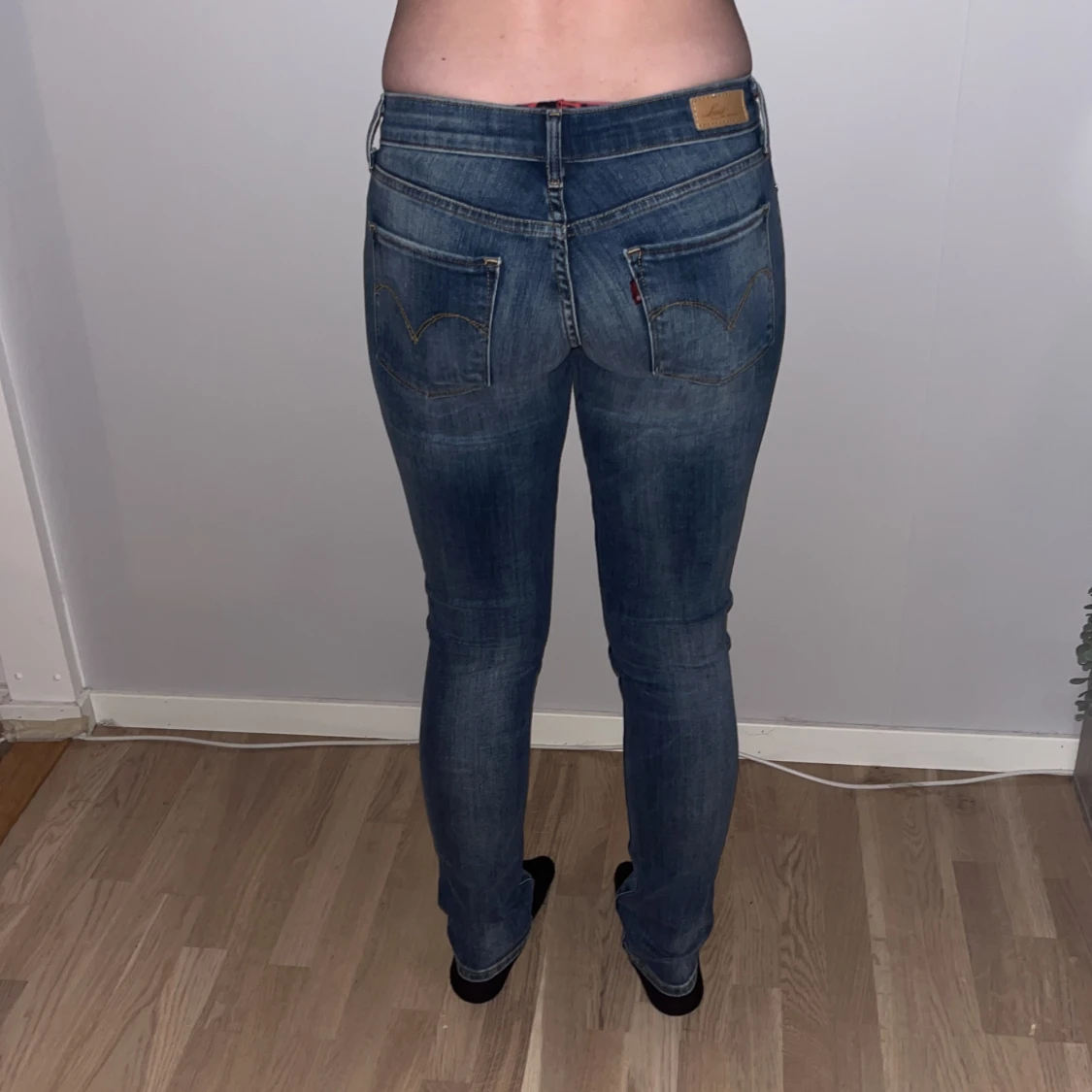 Low skinnet Levis jeans  - 90