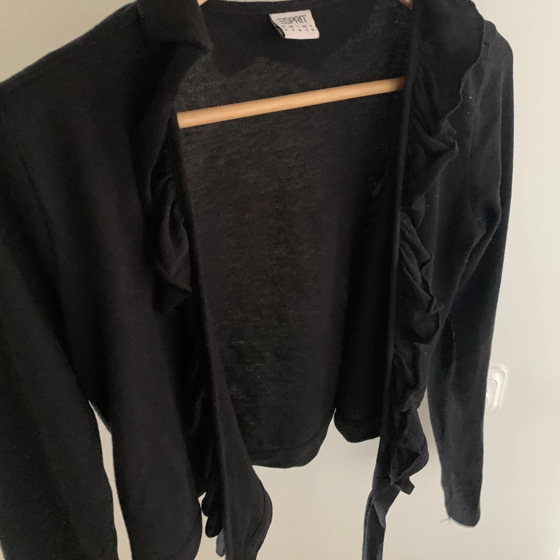 Tröja med volanger - 91