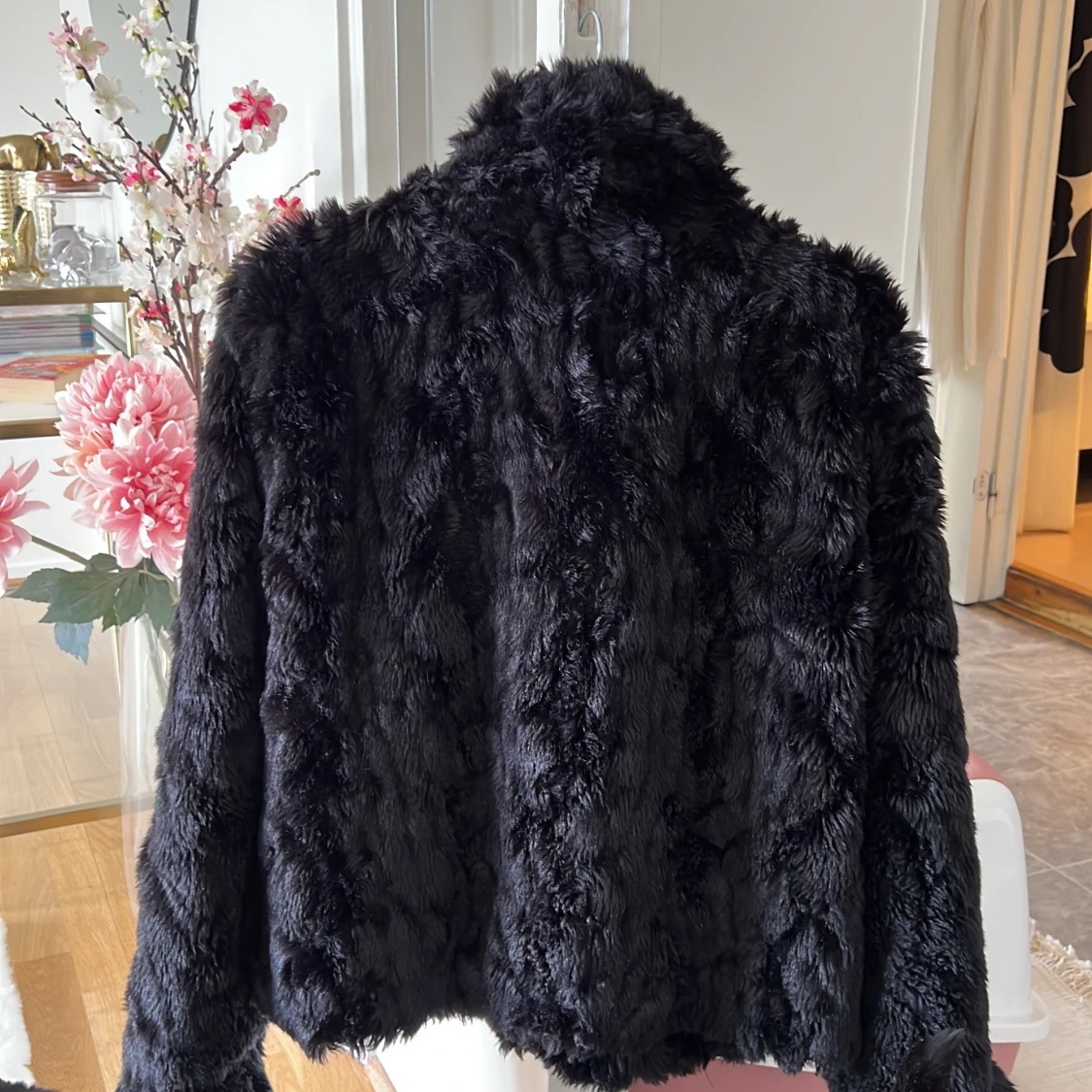 Superskön fuskpälsjacka - 90