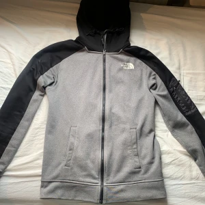 The North Face - Kofta  - Storlek XS  Bra Skick