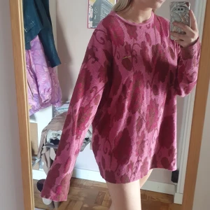 Cozy Towel Sweater  - Perfect condition ♡ Towel fabric  Urban outfitters Retro  Size L (im size S /M and got L for oversized comfy fit) 