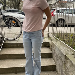 Topp - Jätte söt topp i bra skick! Perfekt till sommaren!!❤️❤️