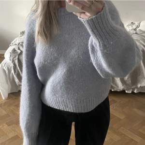 Från H&M trend 💞ganska liten i storlek, passar mig med XS/S 