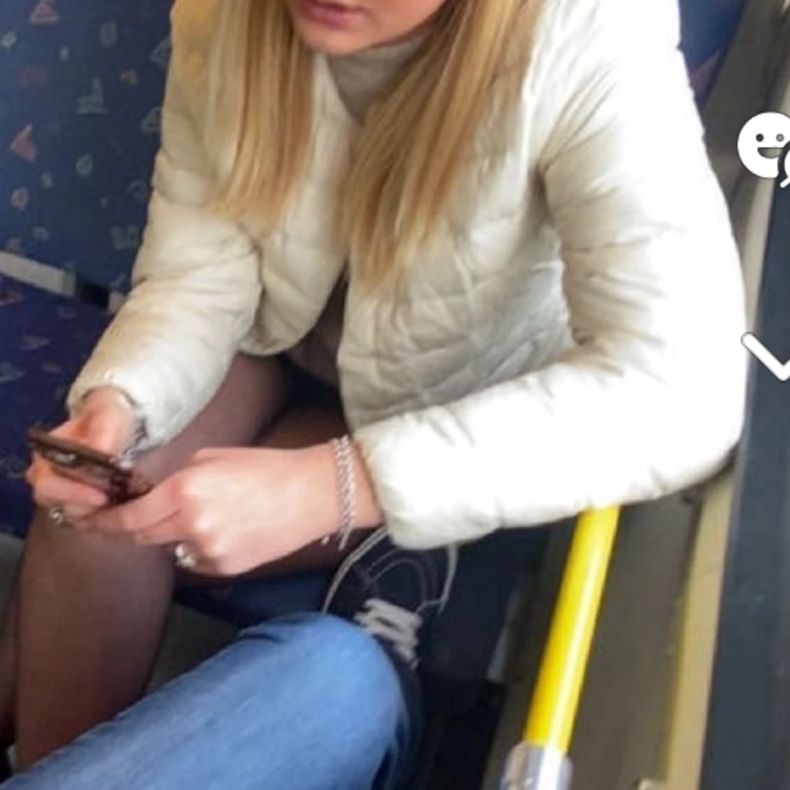 Uniqlo jacka vit - 90