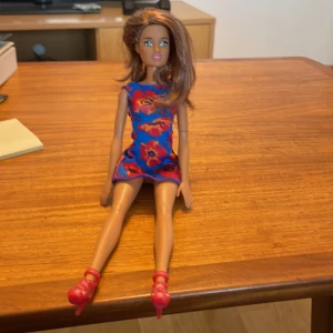 Barbiedocka, leksak - Fint skick