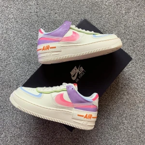 Airforce 1 shadow  - Säljer mina helt oanvända limiter edition airforce 1 då de inte kommit till användning. Skriv privat för fler bilder💕