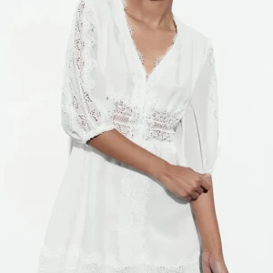 Vit zara klänning - Klänningen är såld!!!!