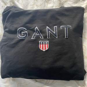 Gant hoodie säljer pgr av att jag knappt använder den