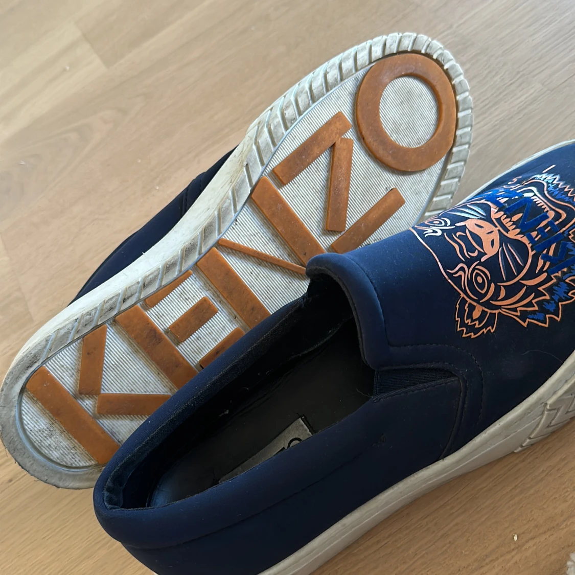 Kenzo 44 - 90