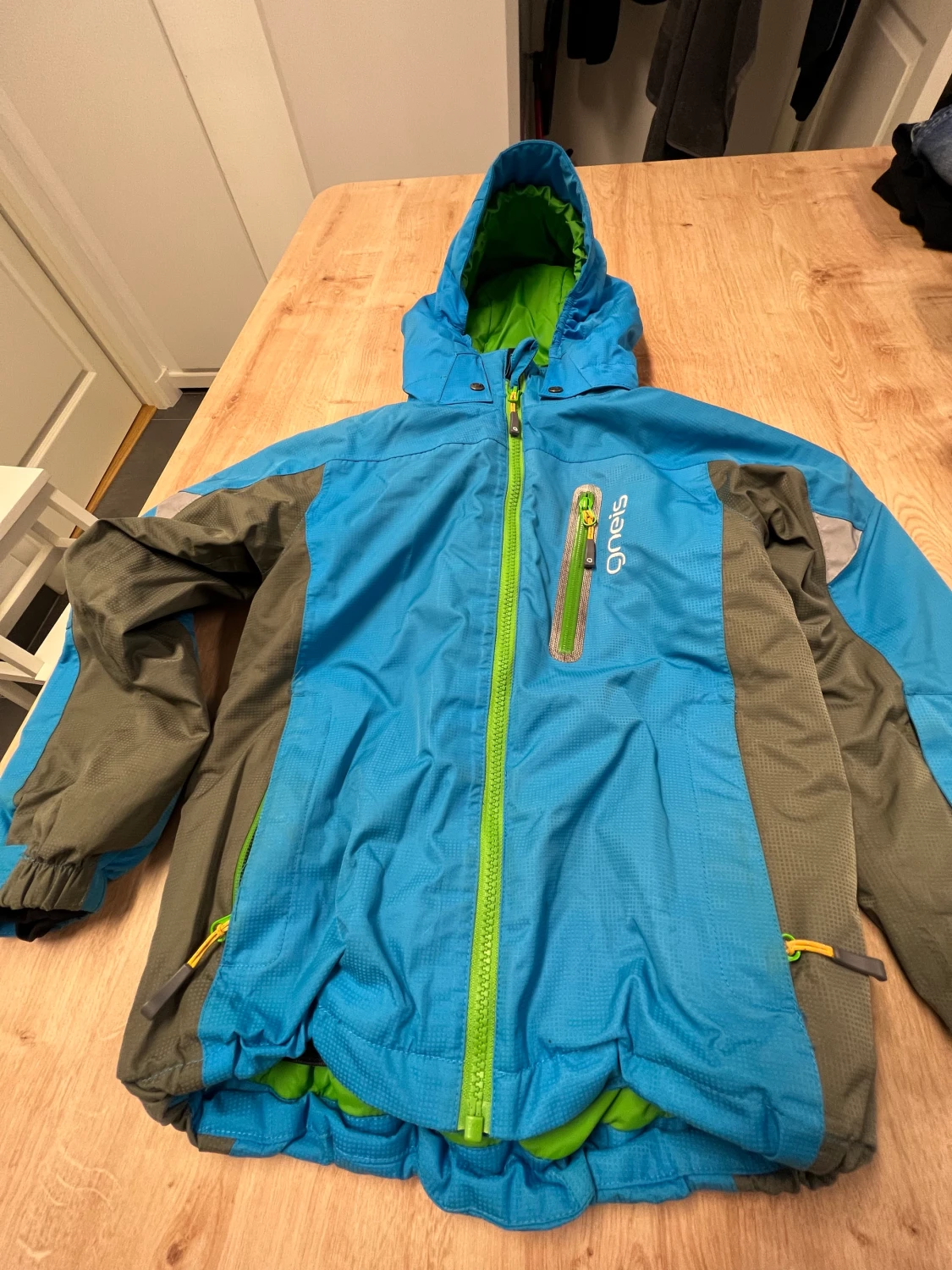 Gnejs jacka pojk - 90