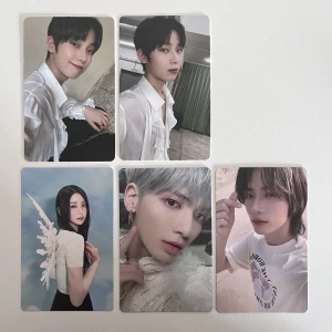 kpop pc - säljer mina pcs! 70kr/60kr/50kr/70kr/70kr <3 skriv till mig innan du köper! jag tar swish💗