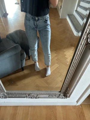 Jeans - Säljer dessa skit snygga jeans då de inte används längre!
