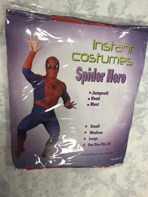 Vuxen Dräkt  - Passar person som är 160-175cm 259kr/set