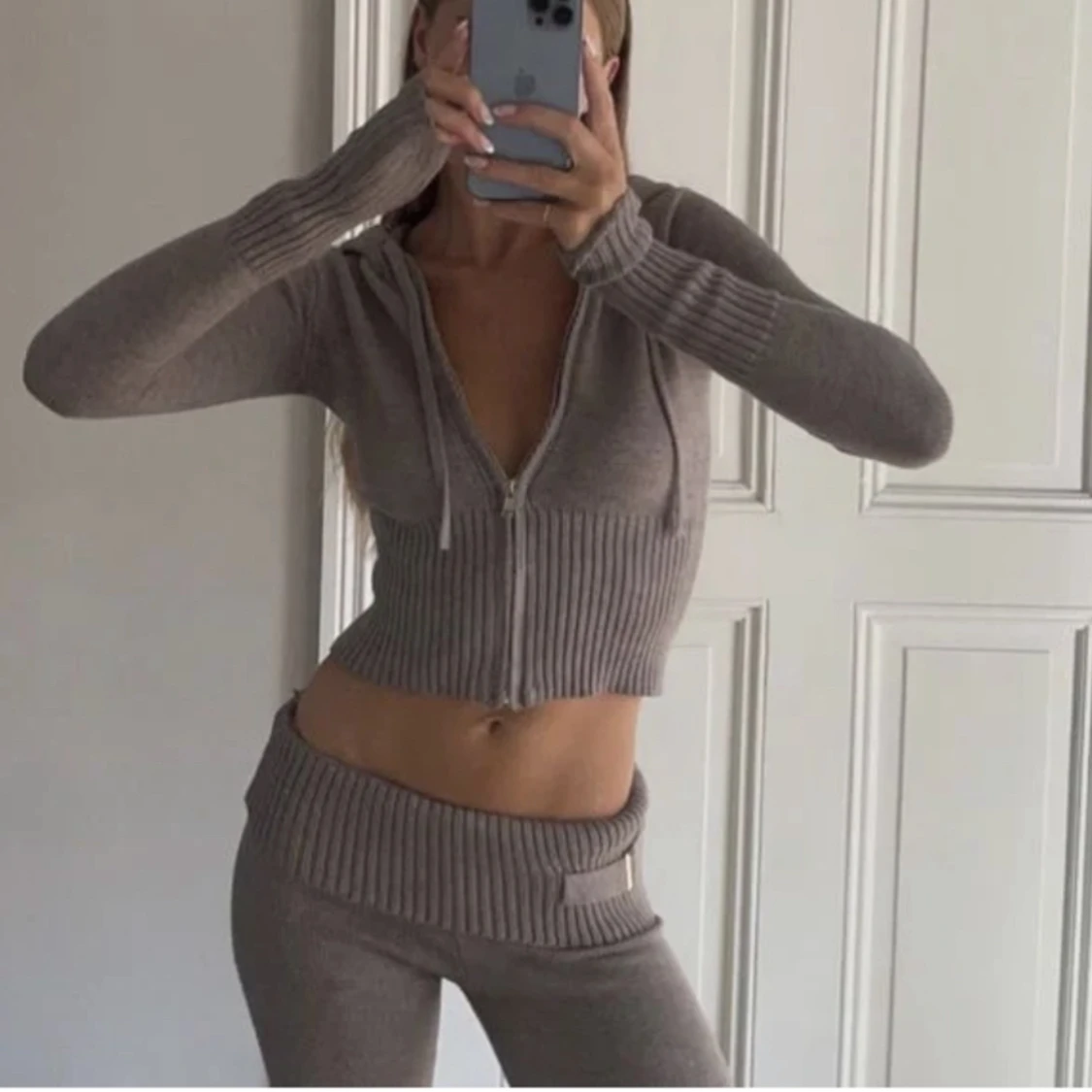 Grått set - Catania Club - 91