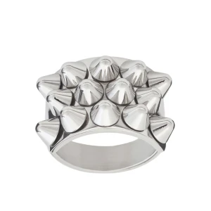 Edblad ring - Säljer denna ringen då jag ska byta till guld. Inga defekter.❤️ Priset kan diskuteras.