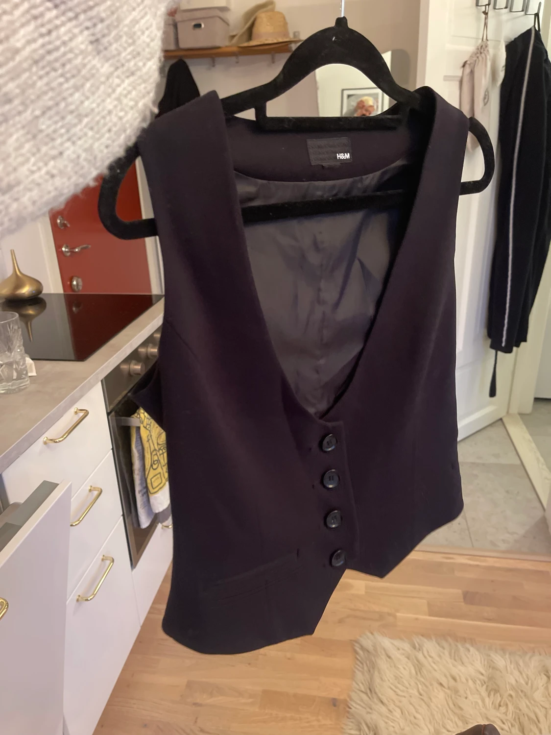 Väst svart topp.  - 90