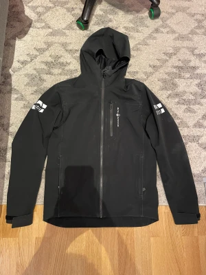 Sail racing windbreaker - Felfri