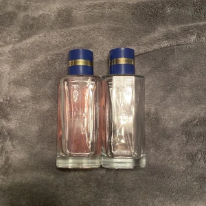 Parfym  - Säljer båda två parfymerna för att jag inte tycker doften passar mig längre. Ps man köper båda för priset som står. 